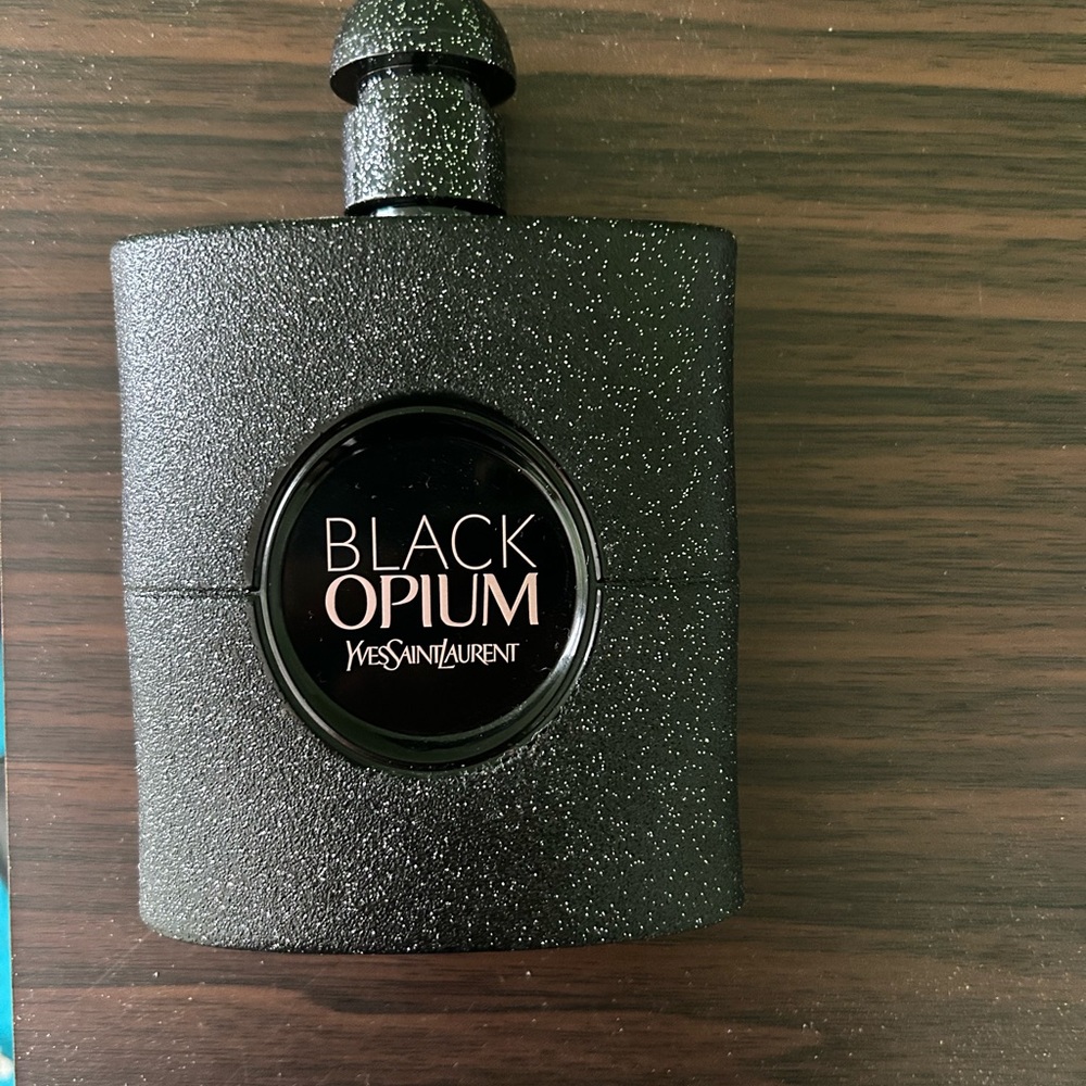 Black Opium fragrance